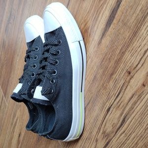 Converse women's size 8